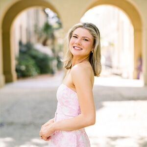 Meet your Posher, Julia